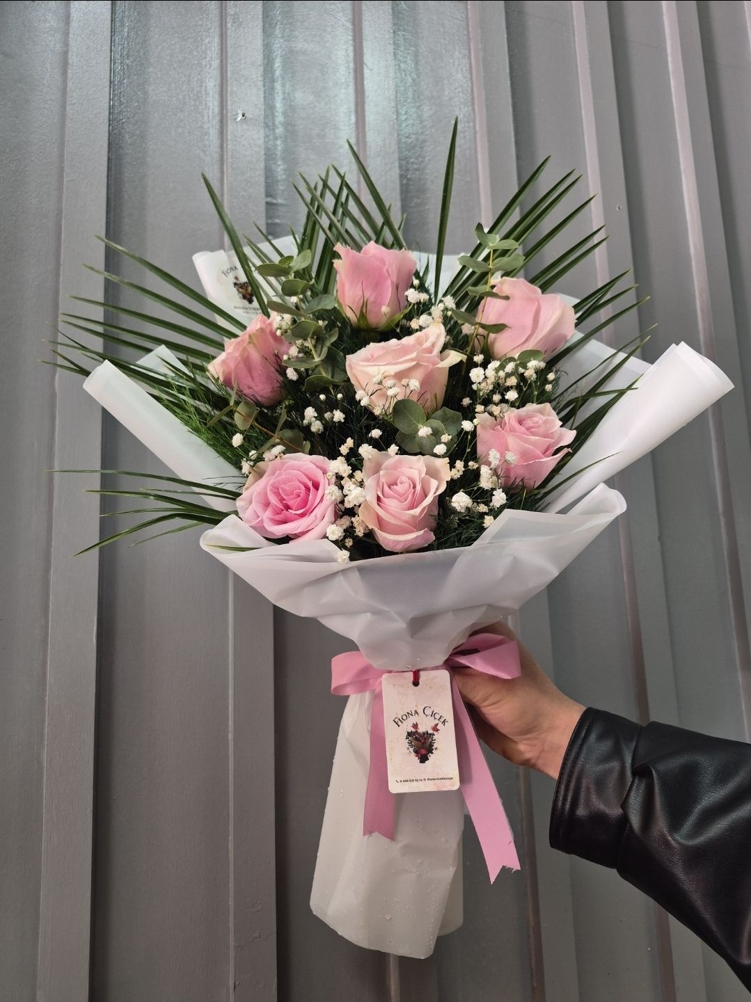 7 AD. XXL PEMBE GÜL BUKETİ