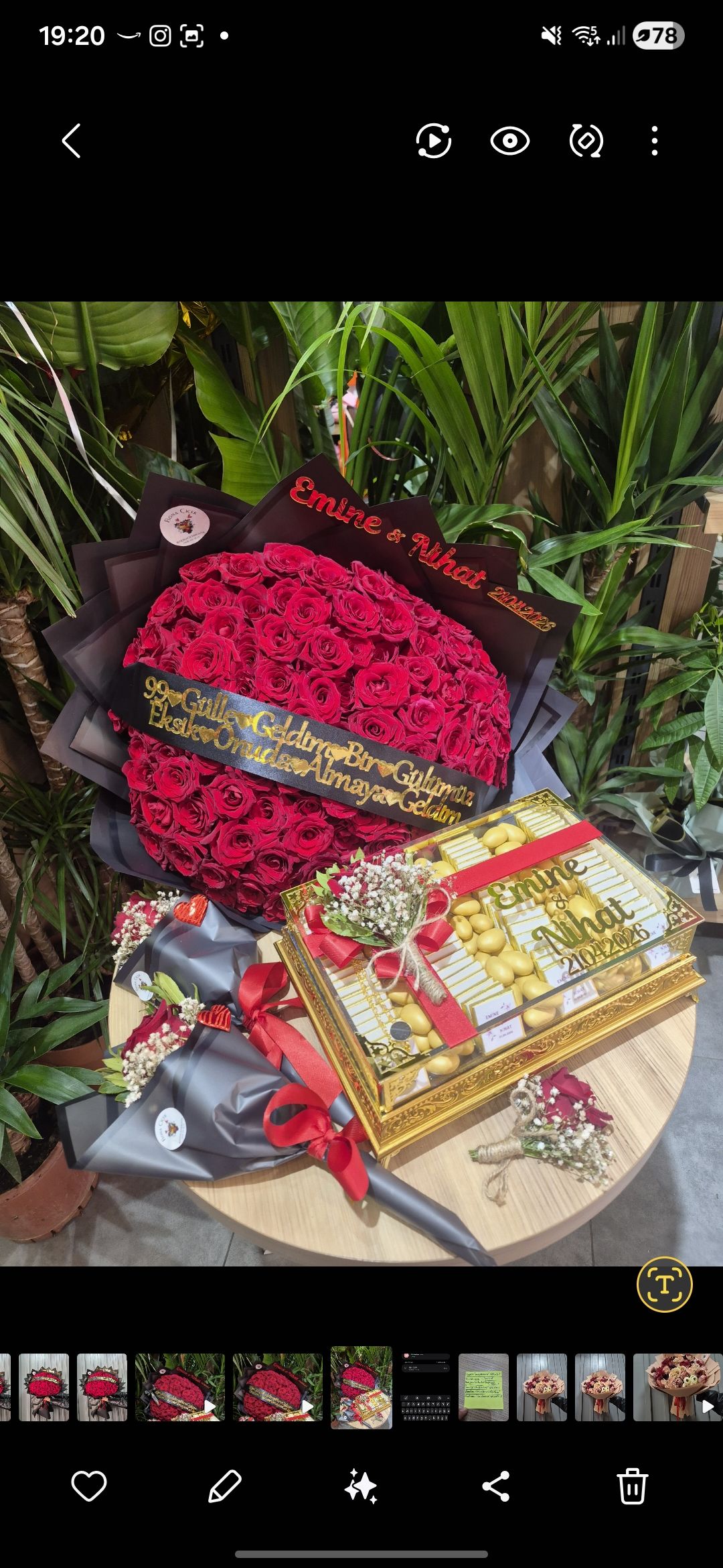 99 AD. CANLI KIRMIZI GÜL PAKETİ