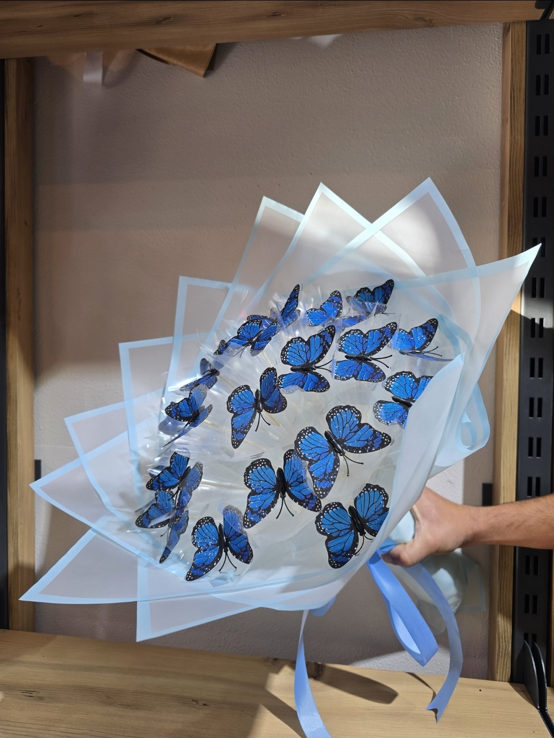 MAVİ KELEBEK BUKETİ