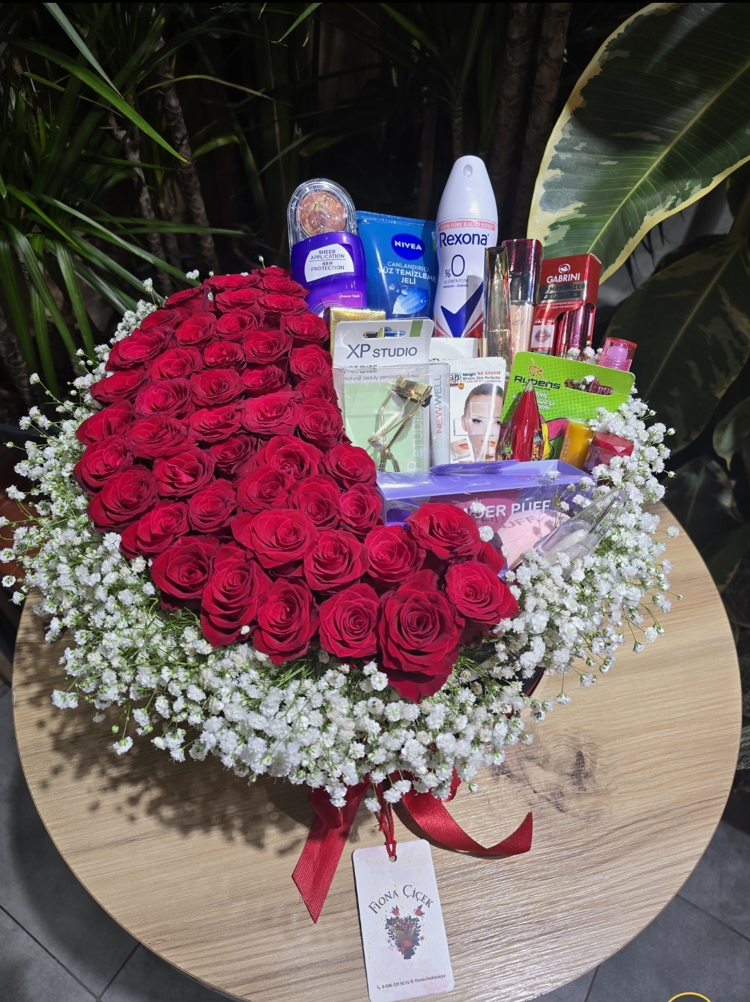 KUTUDA GÜL VE BAKIM ÜRÜNLERİ